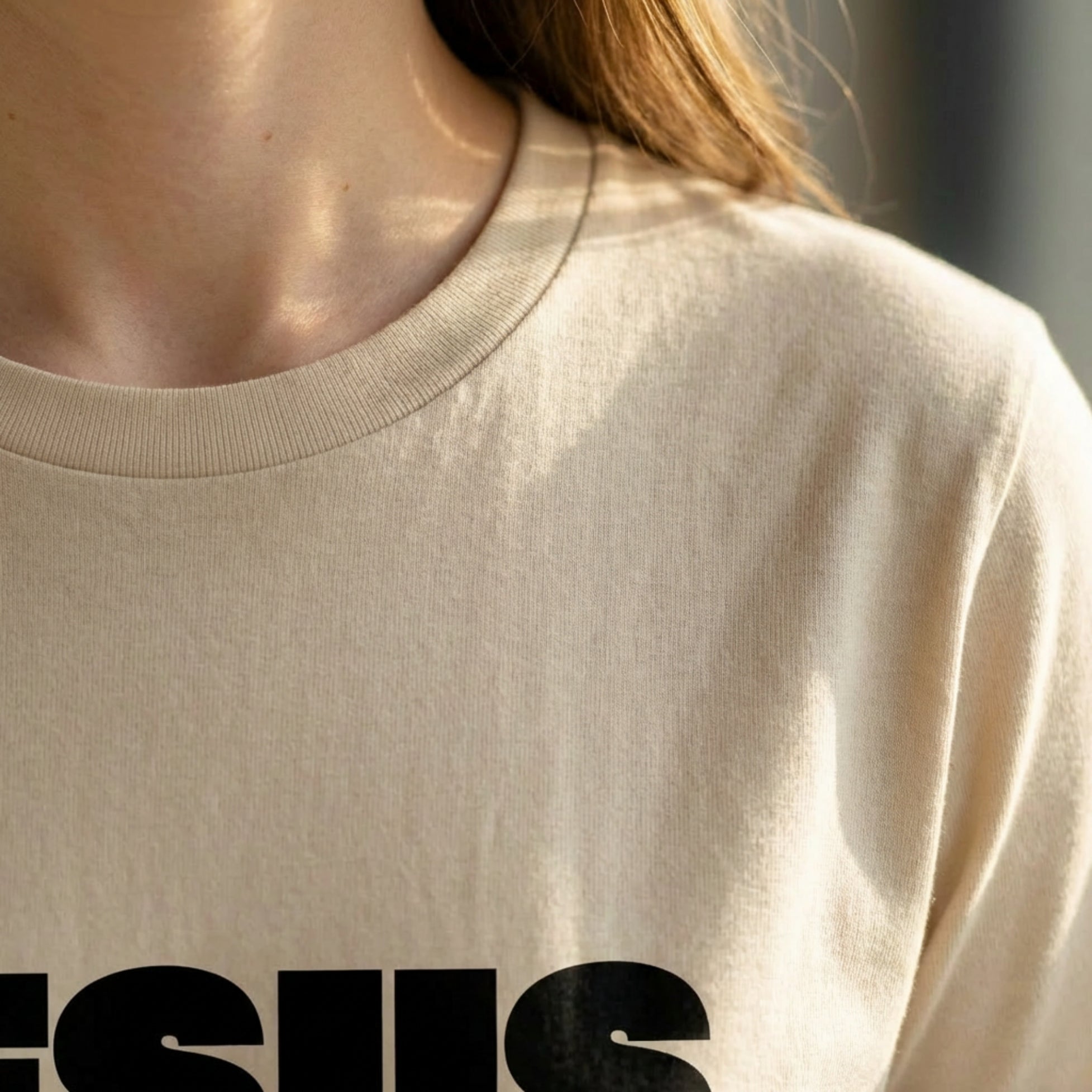 Christliches T-Shirt Damen „Jesus Loves You“ | Shirt mit Liebe & Glaube