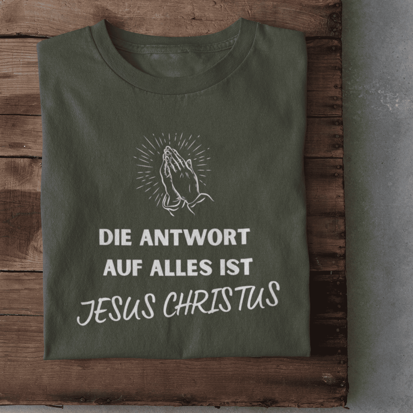 Die Antwort auf alles ist Jesus- Herren Tshirt