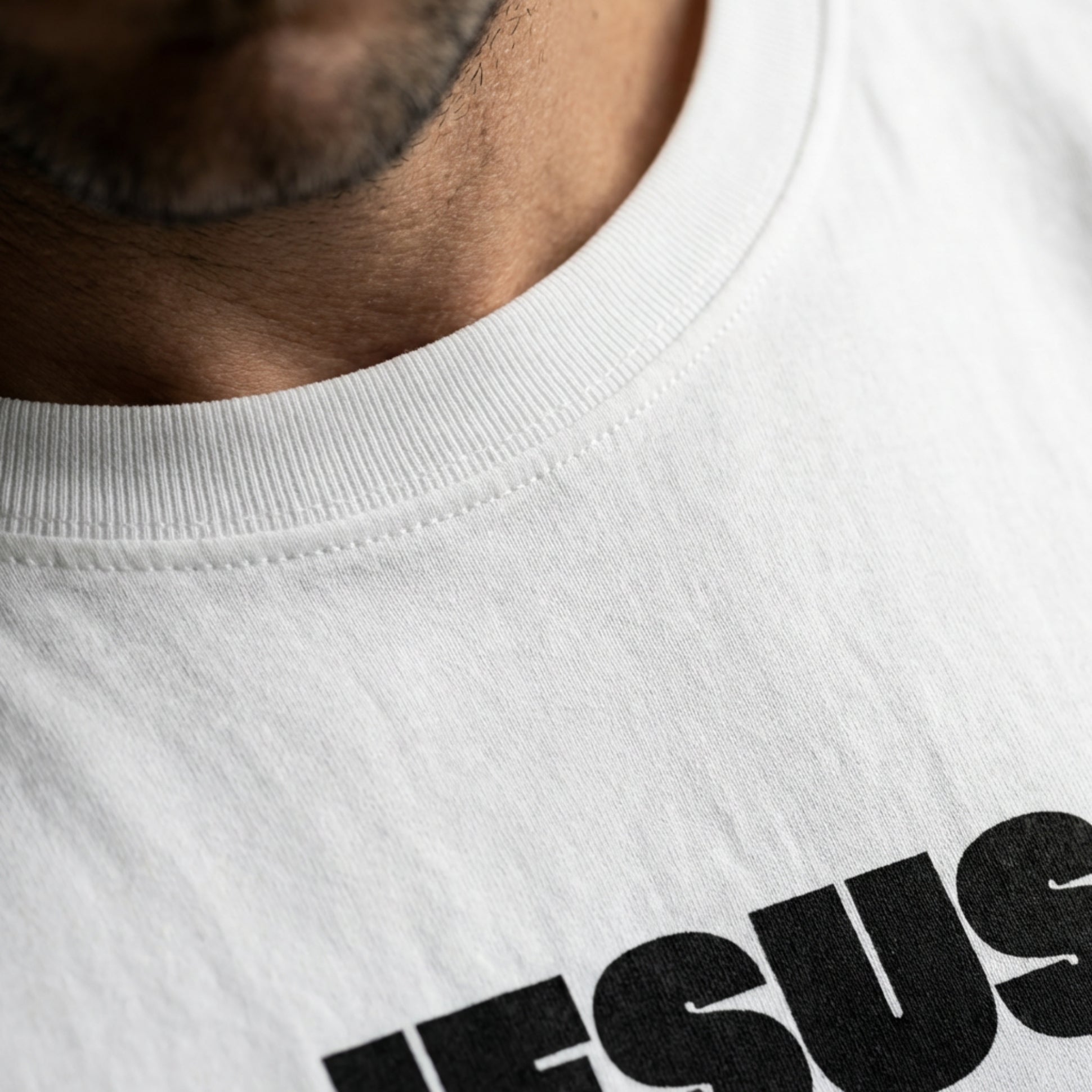 Christliches T-Shirt Herren „Jesus Loves You“ | Shirt mit christlicher Botschaft