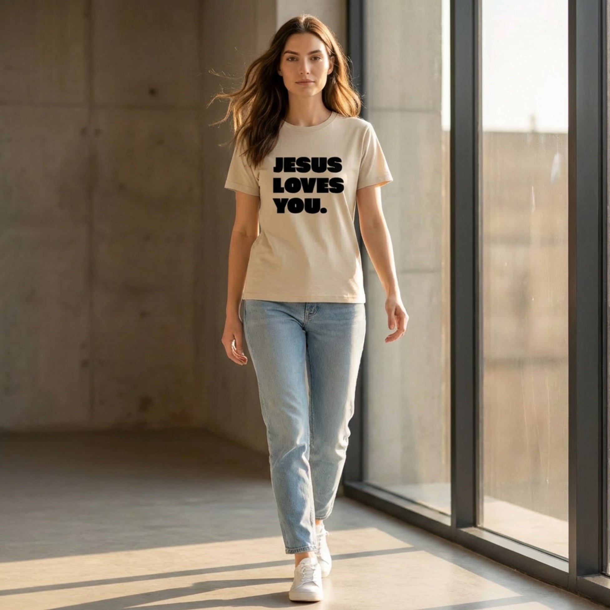 Christliches T-Shirt Damen „Jesus Loves You“ | Shirt mit Liebe & Glaube